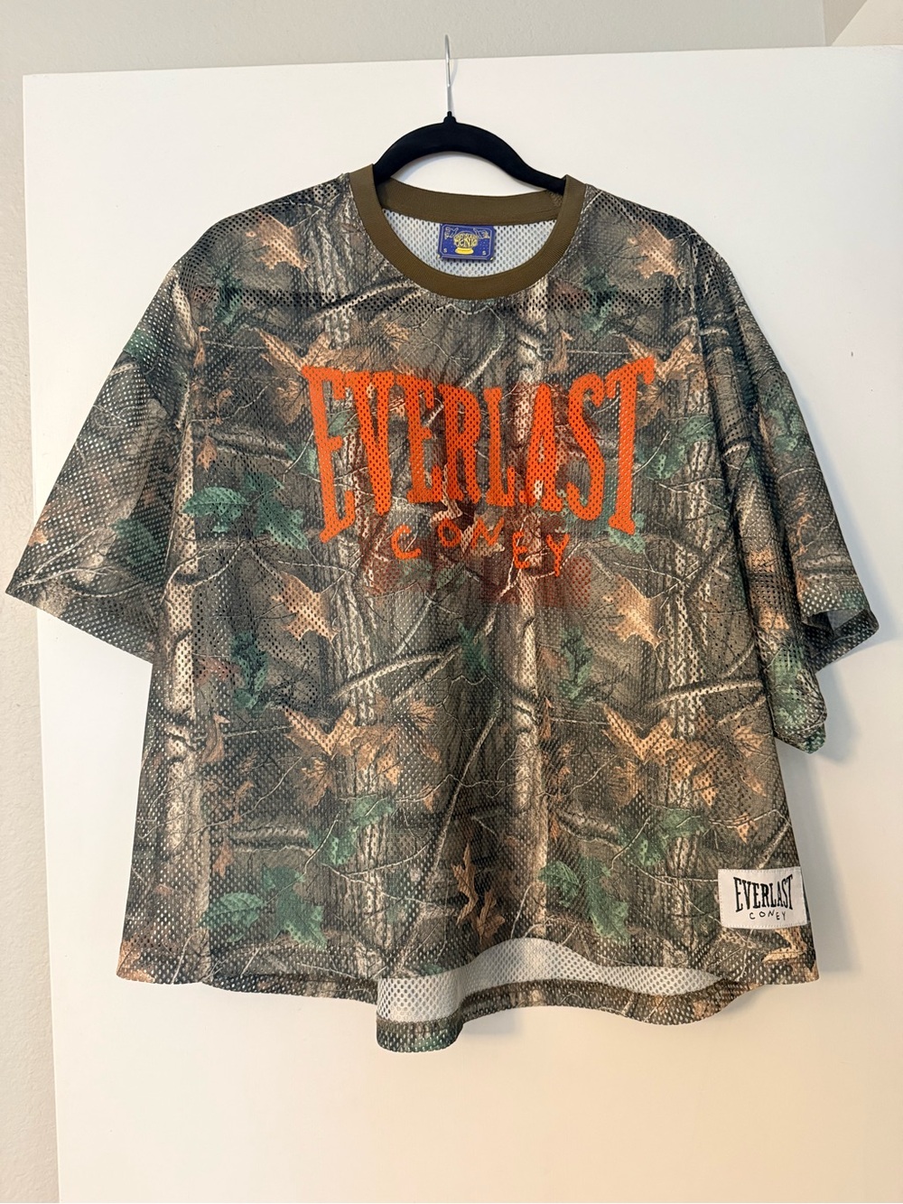 Everlast Camo Jersey with Orange Logo unisex